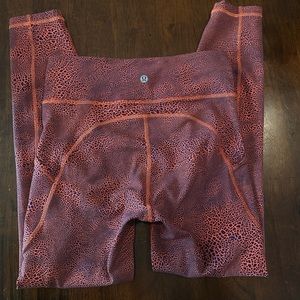Lululemon Invigorate High Rise tight 25" crackle glaze/ orange larkspur size 6